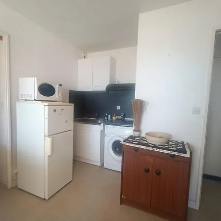 Apartmán A Deux Pas De La - Pierre La 6mdlm220